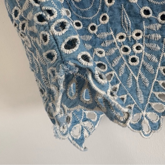 H&M Eyelet Embroidered Top - Picture 5 of 7